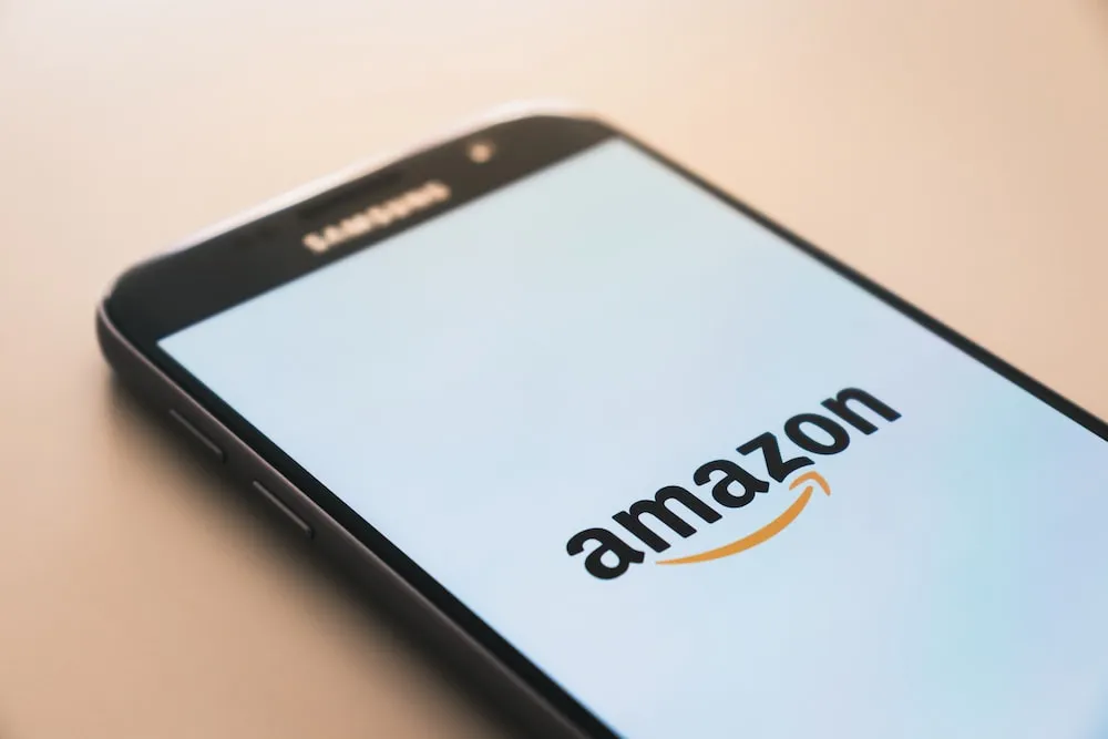 Lepší nákup: Amazon vs. Alibaba