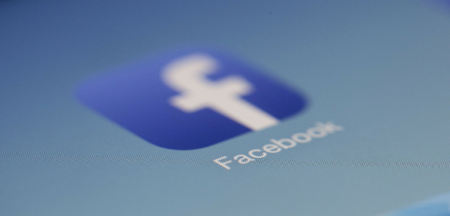 Je Facebook dobrou investicí pro rok 2021?