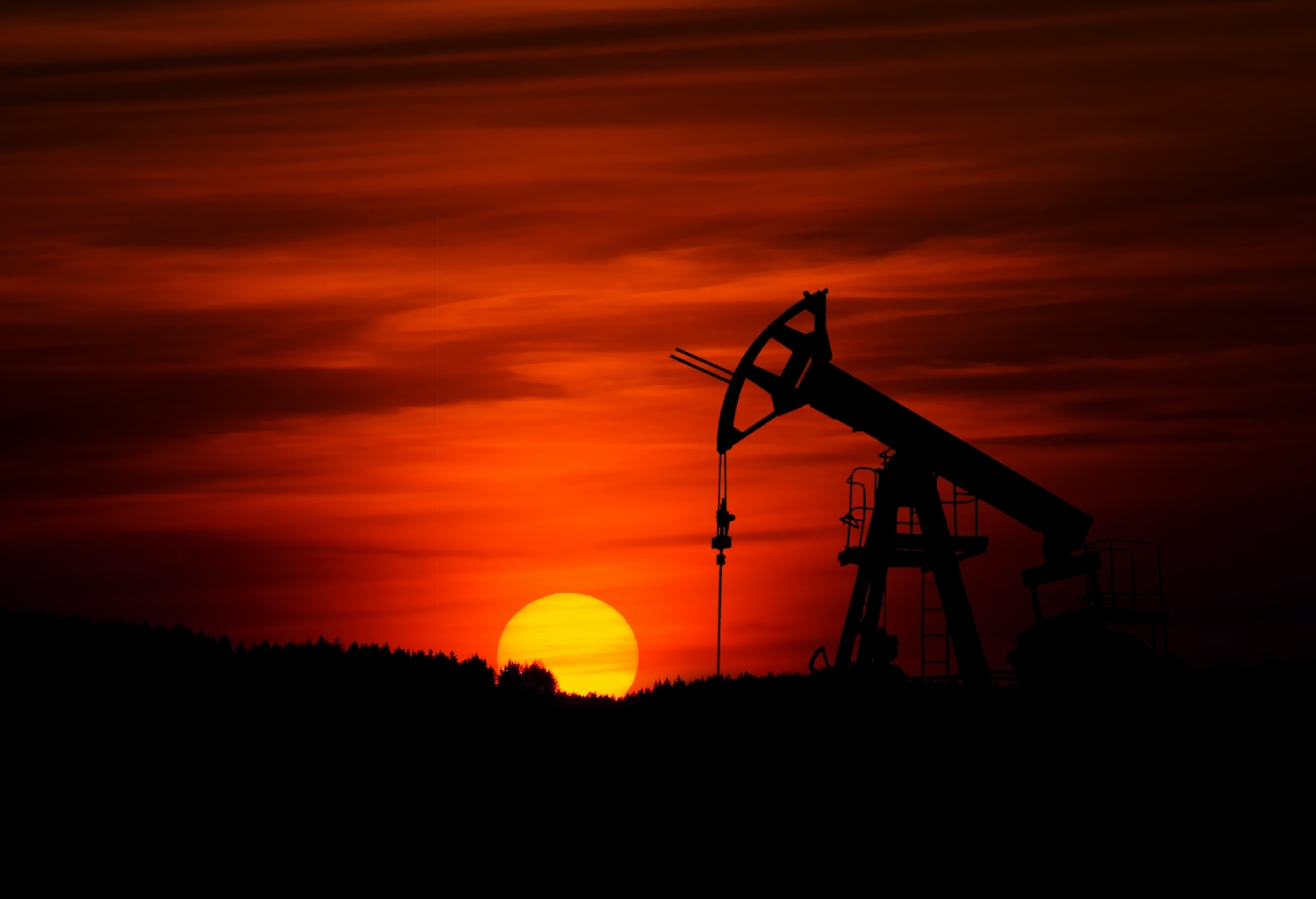 Varianta Omicron naruší globální poptávku po ropě