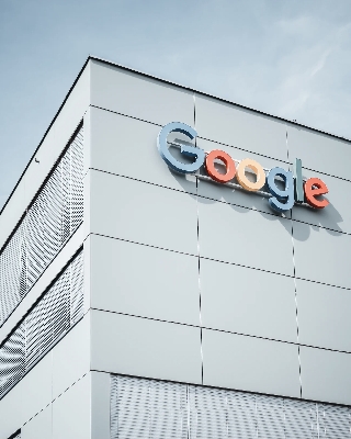 Bývalí zaměstnanci obviňují společnost Google ze špatného zacházení