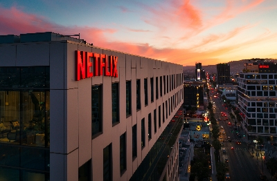 Netflix se propadá o více než 20 % a jde o nejhorší den od července 2012