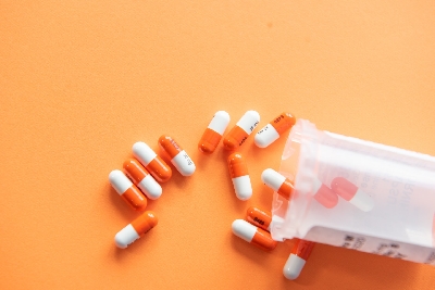 Pfizer podepisuje dohodu pro výrobu pilulek proti covidu-19