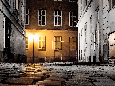 Zhasínání českých měst i zahraničních památek